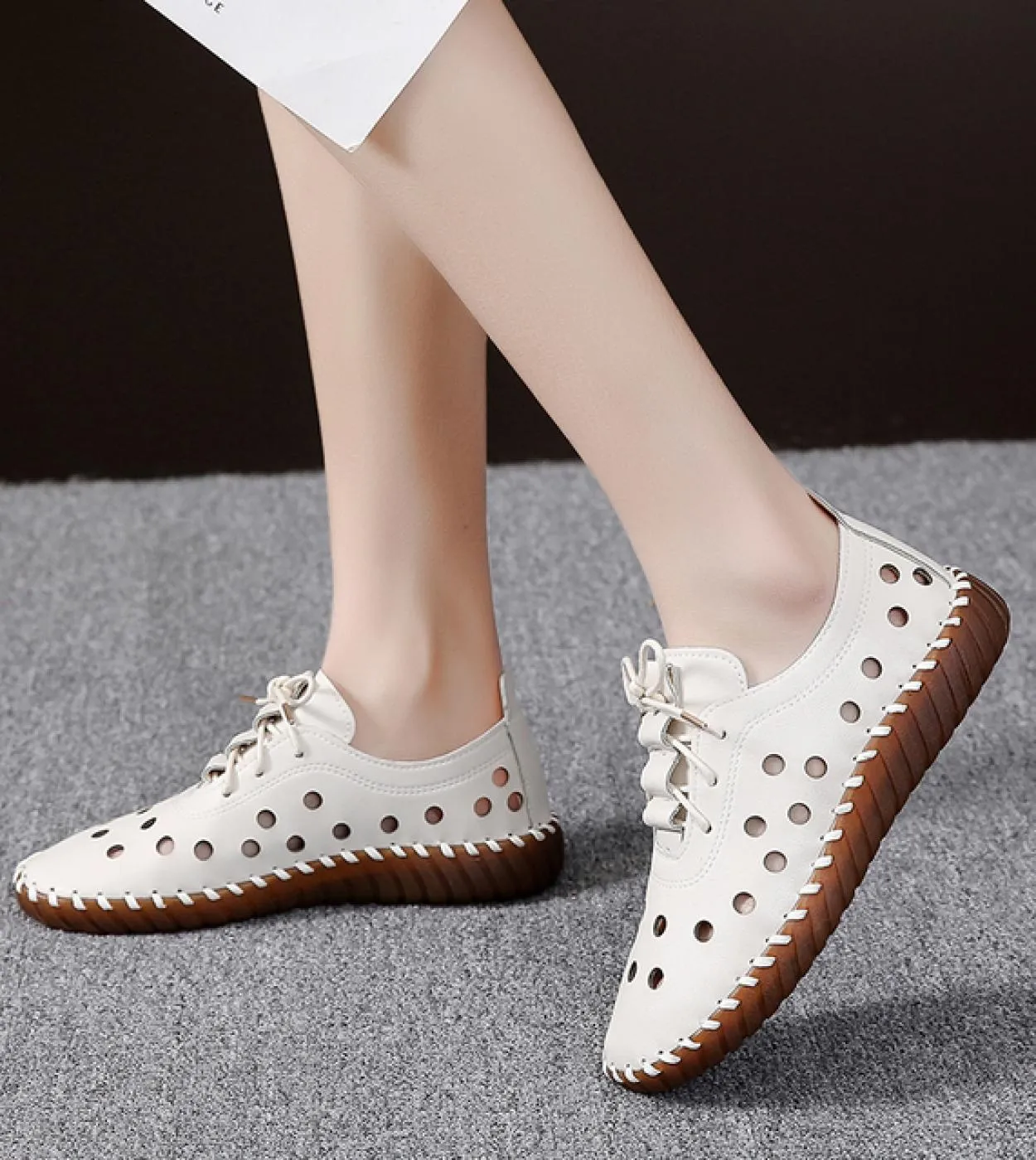 2022 Scarpe basse Oxford fatte a mano di alta qualità per le donne Mocassini in pelle economici Madre Comode scarpe estive per i