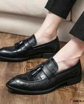 Designer Classic Nappa Ciondolo Nero Oxford Scarpe Uomo Casual Mocassini Business Abito formale Calzature Sapatos Tenis Masc