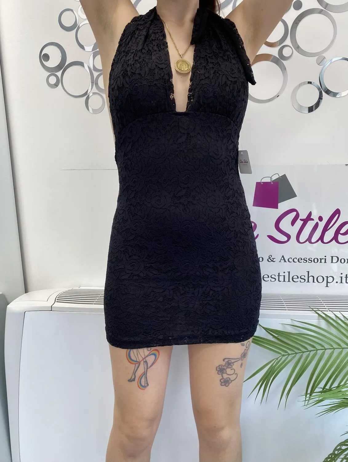 Mini dress pizzo schiena nuda