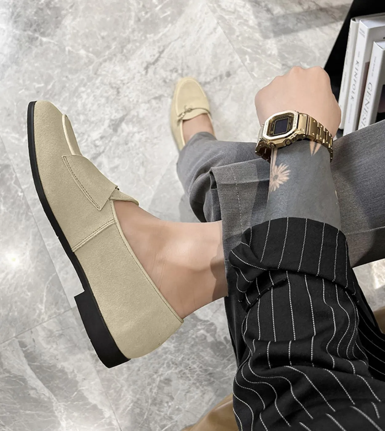 Mocassini Scarpe da uomo Finta pelle scamosciata Tinta unita Classico Moda Business Casual Punta tonda Personalità Gancio Scarpe