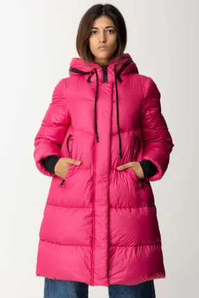 Piumino con dettagli a contrasto Fuxia