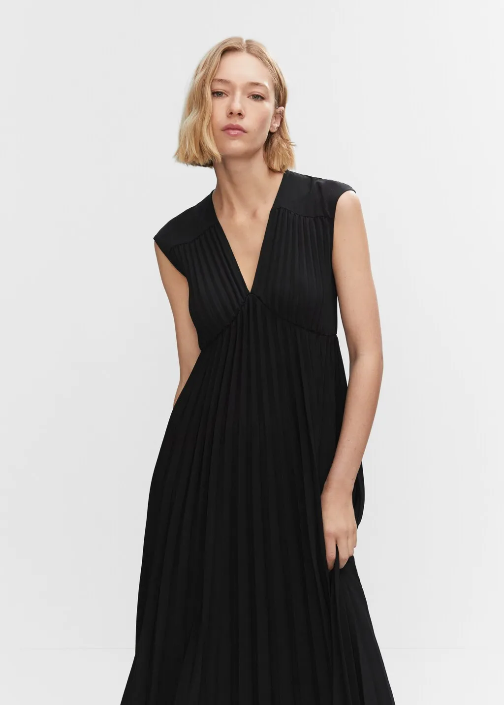 Vestito plissettato collo a V